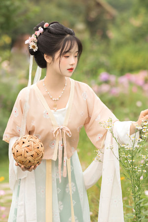 成年妇女观看在线视频